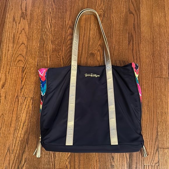 Lilly Pulitzer Handbags - Lilly Pulitzer Navy Gold Tote